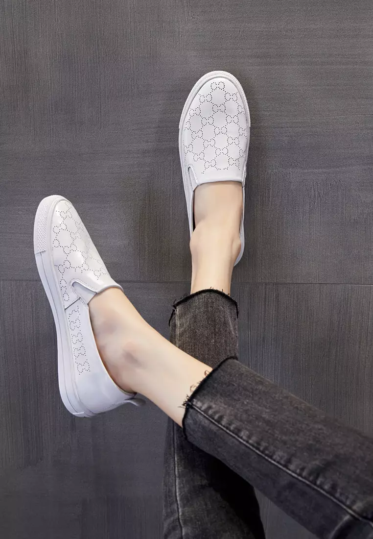 Hollowed Out Style Leather Slip-Ons RX1292-1