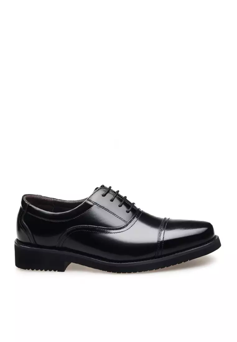 Discount on Twenty Eight Shoes  shoes - SKU: VANSA Classic Leather Cap Toe Business Shoes VSM-F0032
