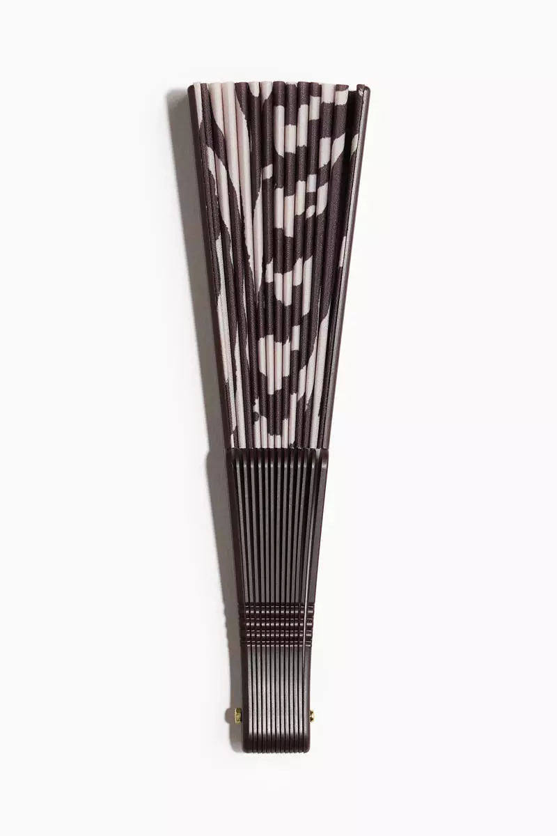 Folding fan