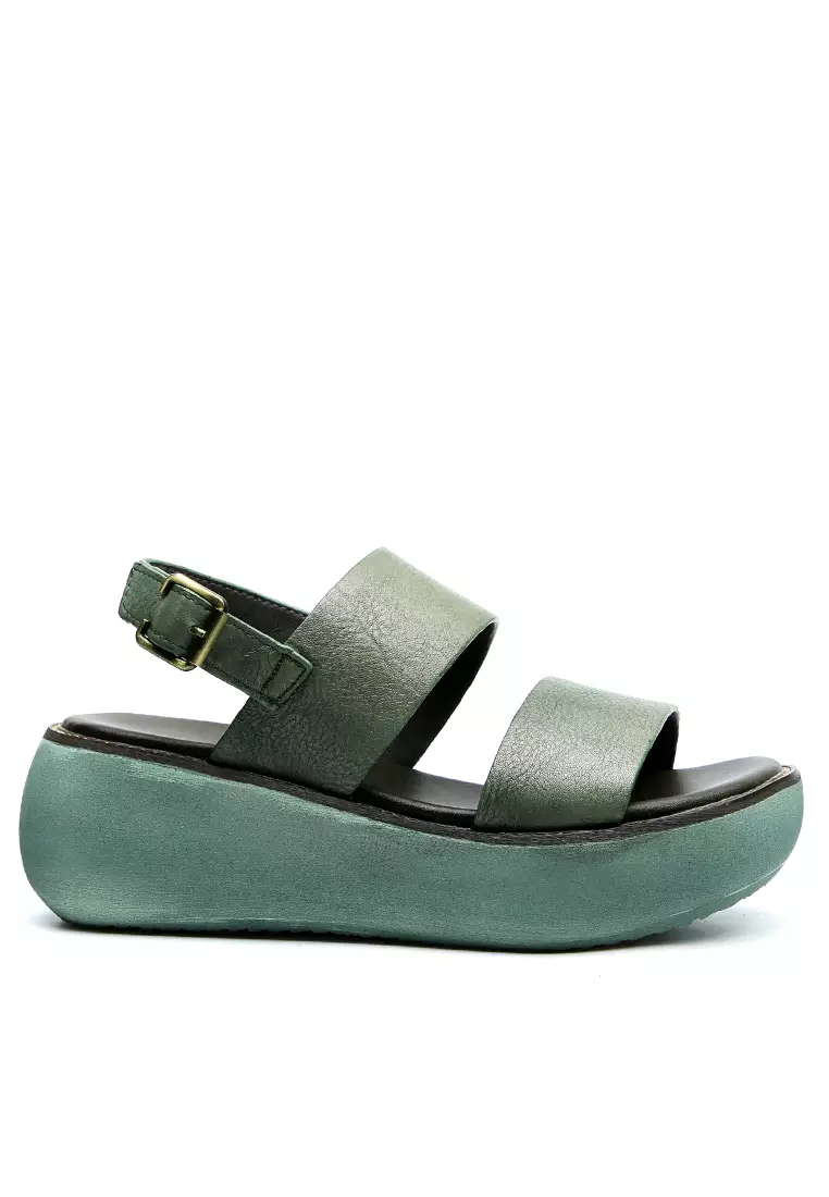 Discount on Twenty Eight Shoes  shoes - SKU: Platform Leather Casual Sandals Qb183-31