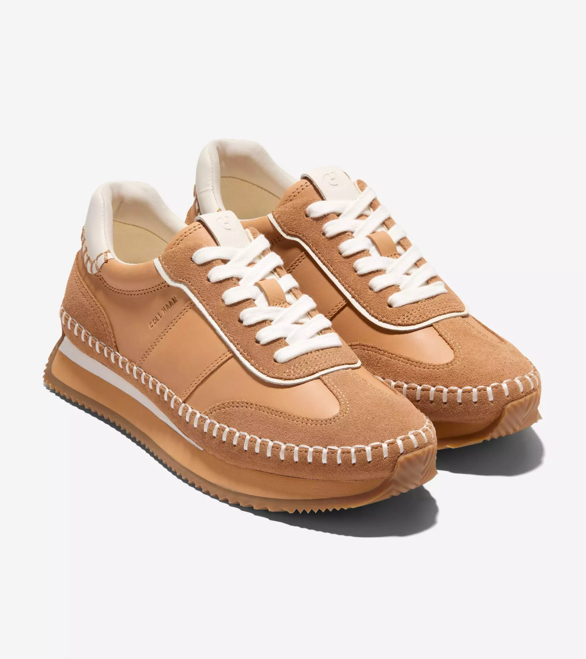 Cole Haan Women Grandpro Vintage Runner - Sepatu Wanita (Coklat)