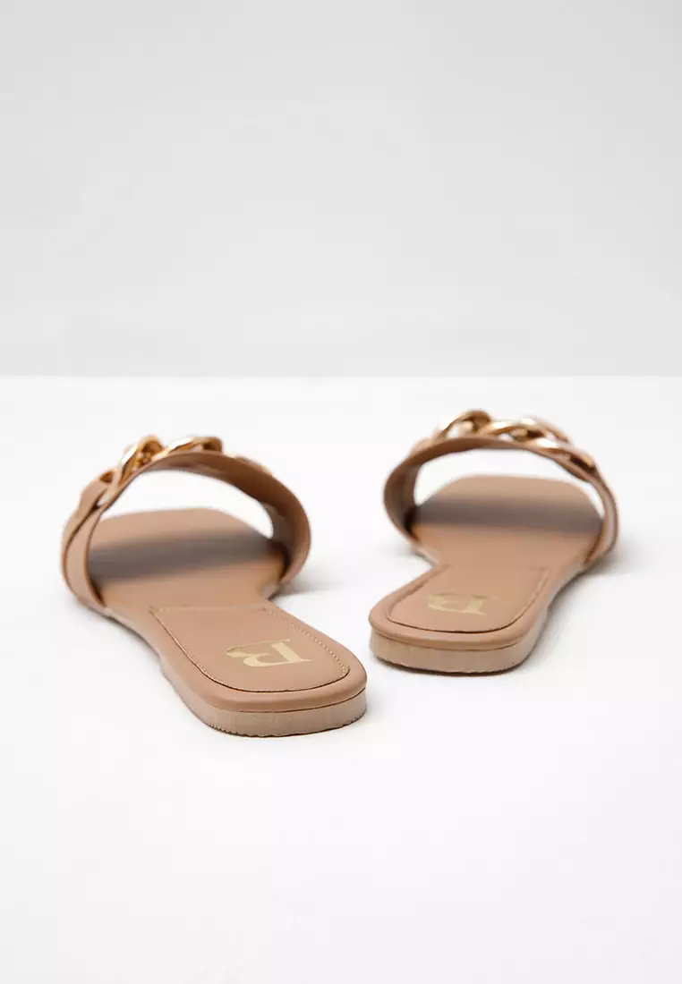 Sophie Irrie Chain Flat Sandal Brown