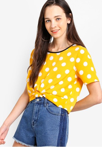 Something Borrowed yellow Front Knot Crop Top C0F8BAAE2A945DGS_1