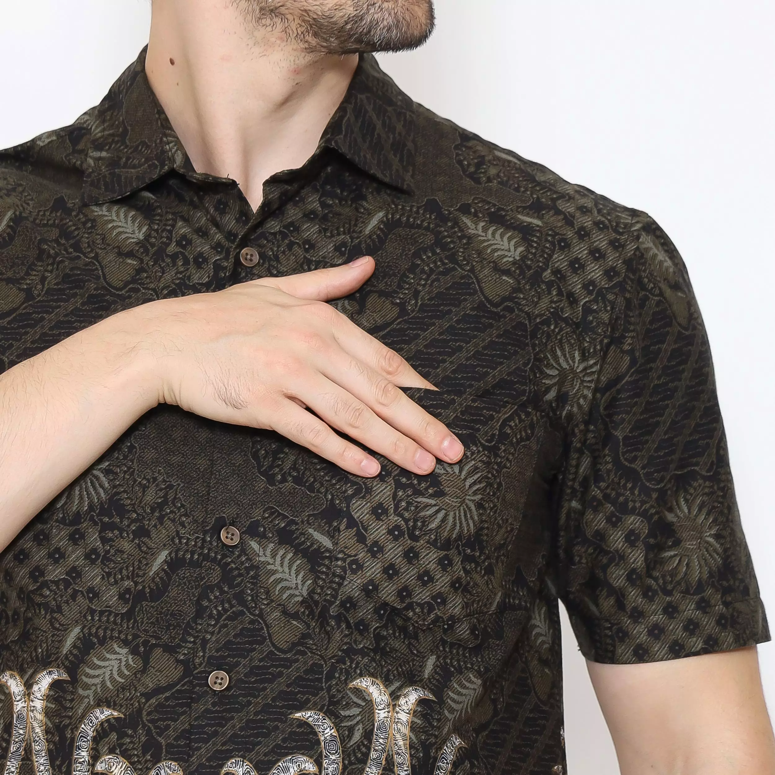 AMK Kemeja Batik Pria Lengan Pendek SHB Ghazan Ss Dark Olive