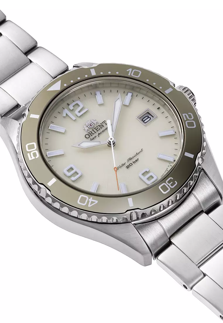 Orient Mako Silver Stainless Steel Analog Quartz Watch For Men RA-WJ0003S10B