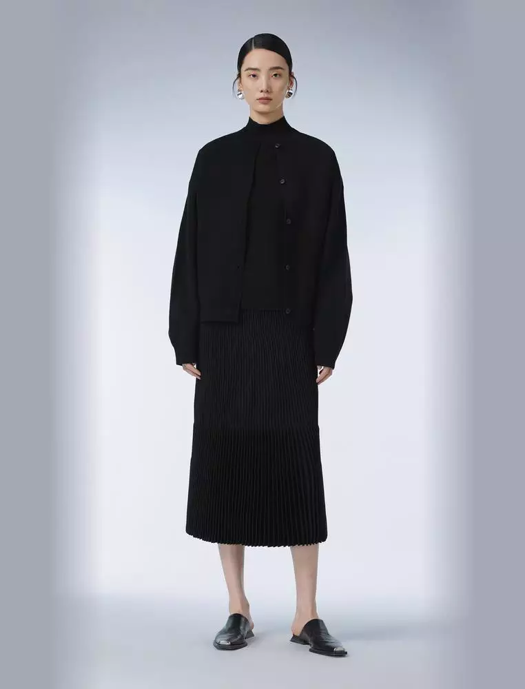 常規短款開襟毛衫