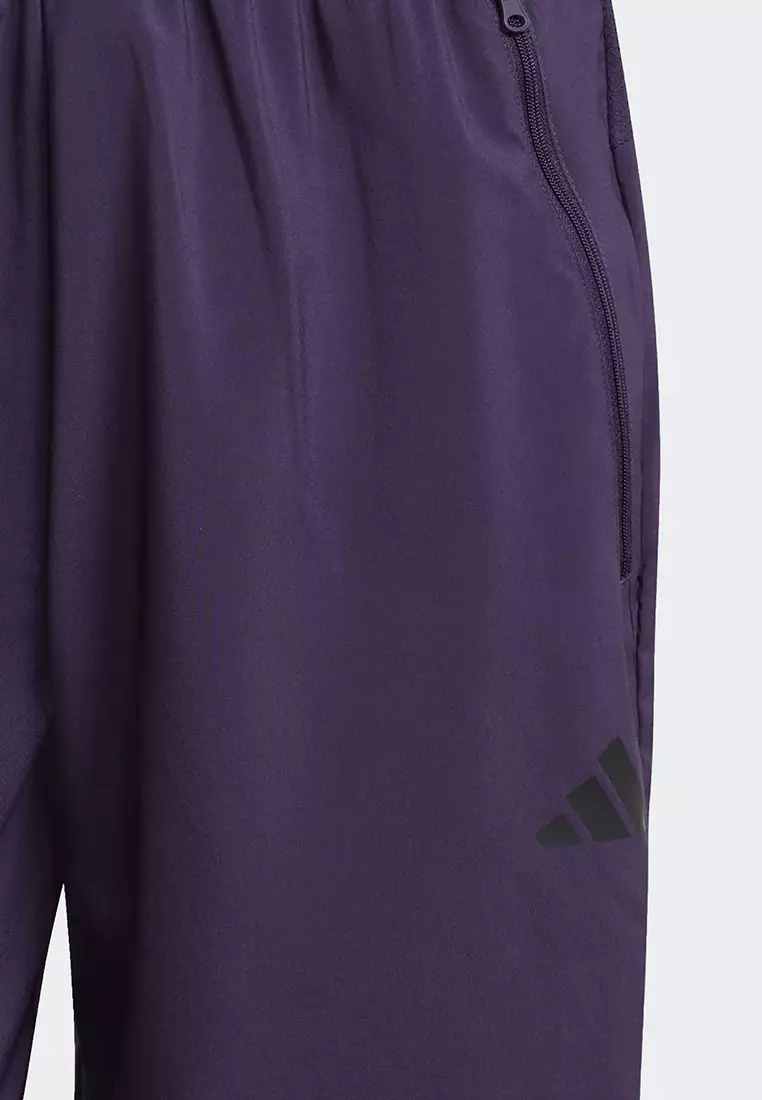 Train Essentials Woven Training Shorts