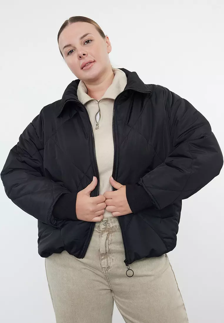 Black Regular Fit Water Repellent Puffer Quilted Plus Size Coat Tbbaw25Aw00002