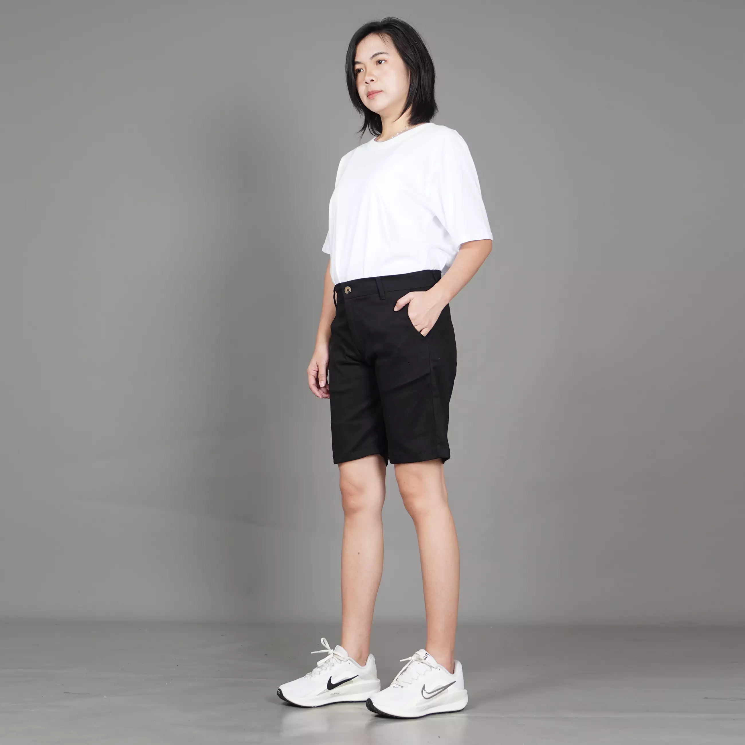 FRELY Celana Pendek Hitam Wanita Short Chino Pants Wanita - HITAM