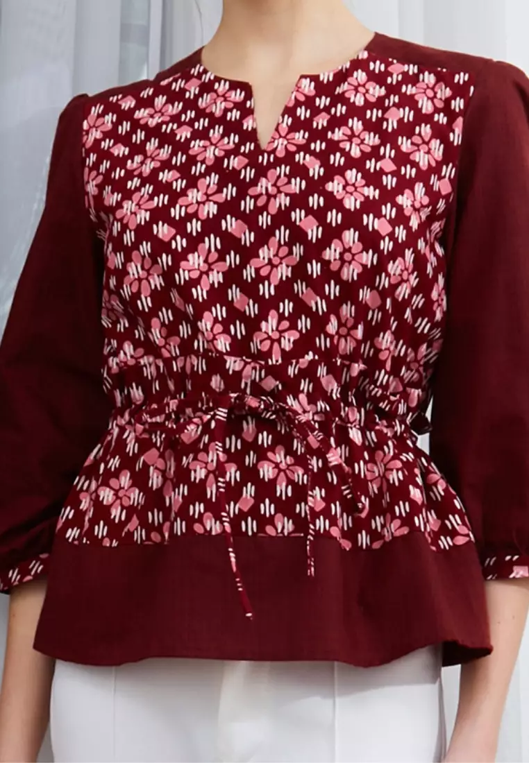 Nayara Blouse Batik Namika Maroon