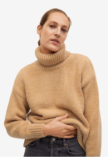 tan pullover