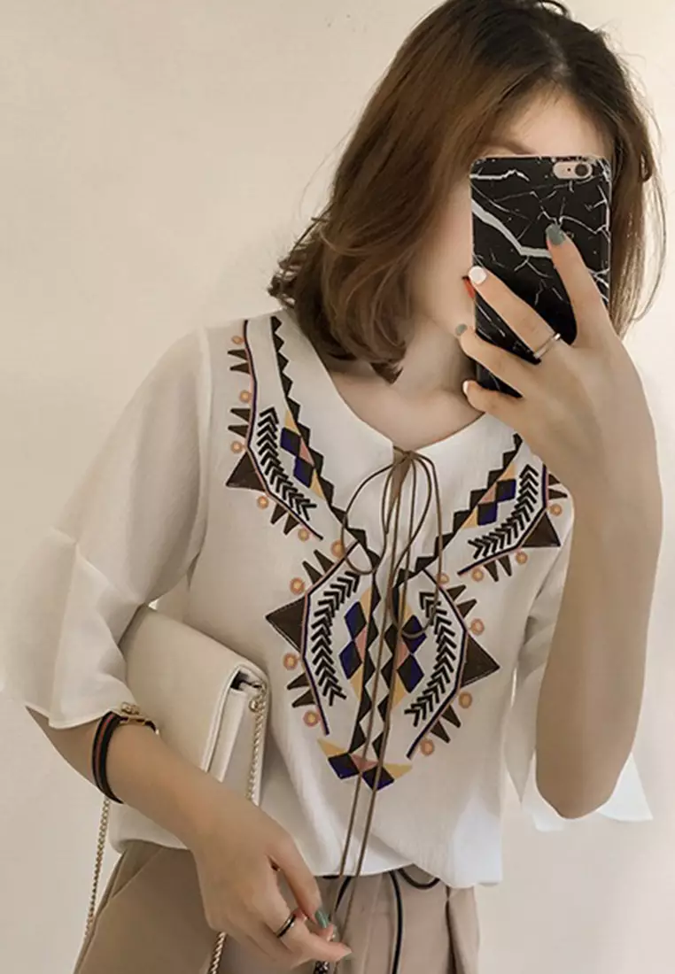 名族風刺繡荷葉邊雪紡衫上衣 A22022533W