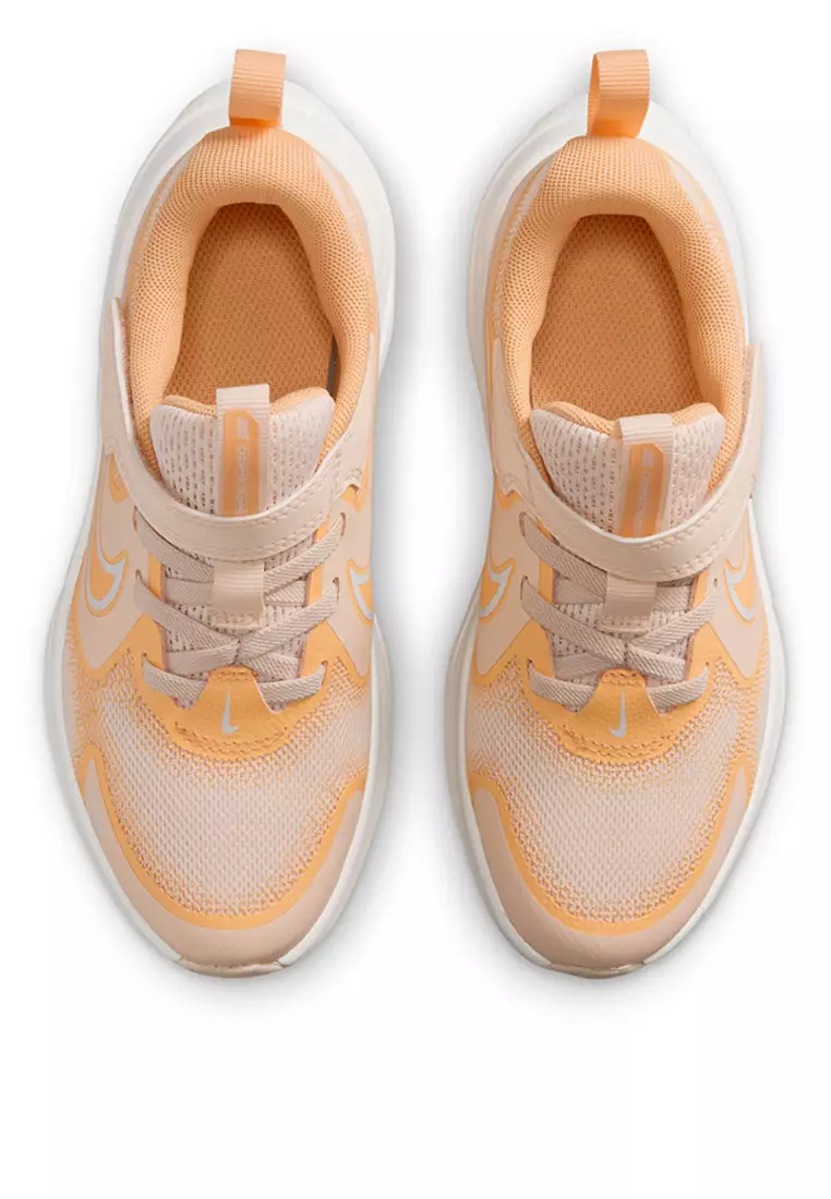 Nike Cosmic Runner
