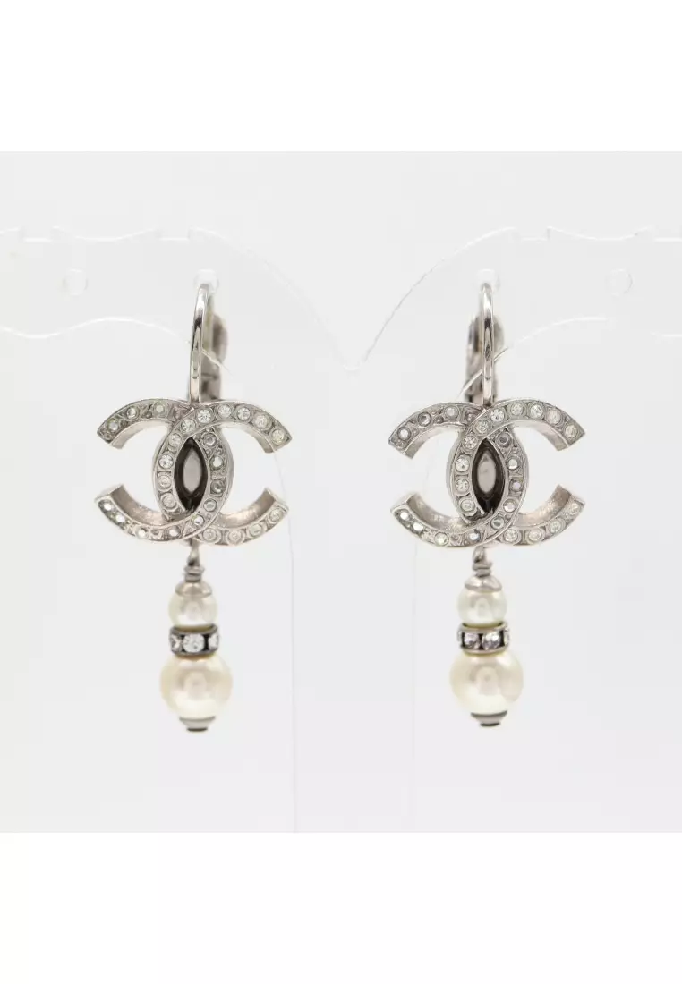 Chanel Pre-loved CHANEL coco mark earrings Fake pearl Rhinestone