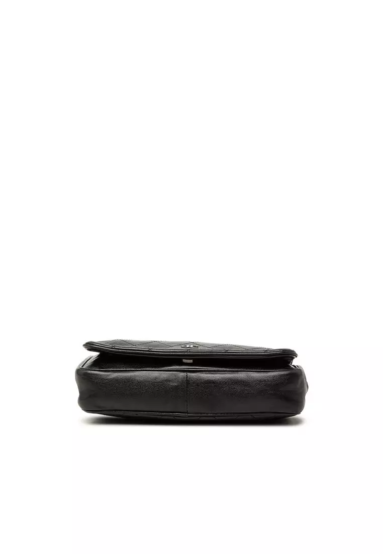 Pre-Loved Chanel Cc Quilted Lambskin Full Flap Wallet On Chain
