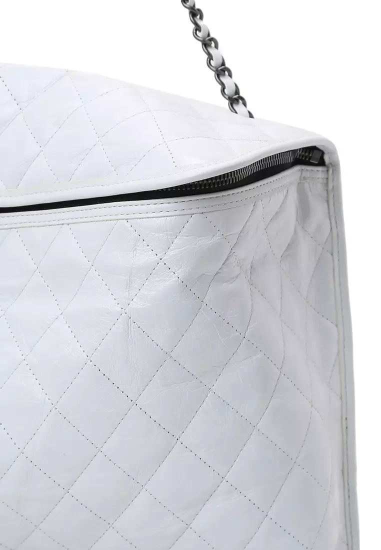 CUBE-II Large Chain Crossbody Bag - White