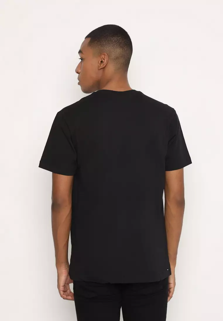 POLICE T-Shirt Cotton Combed Sablon Raster Pria 2073280431