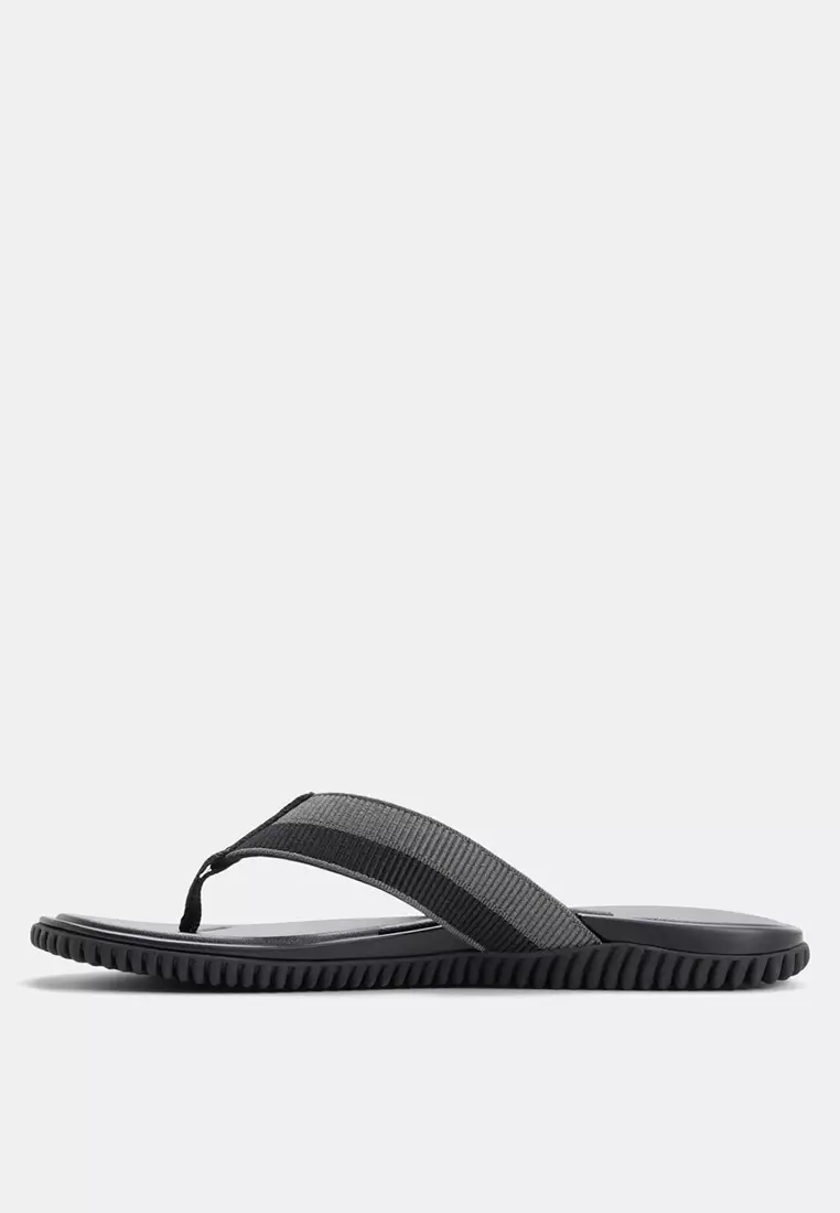 Sainz Flat Sandals