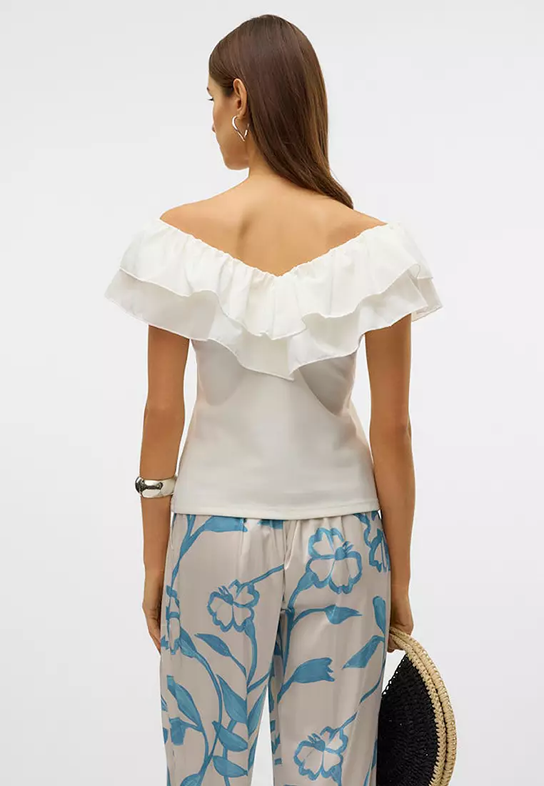 Sleeveless Frill Top