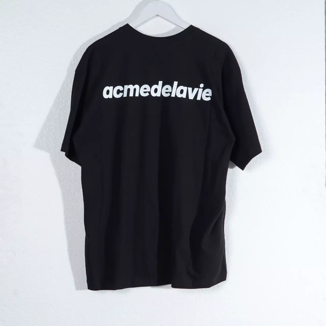 Kaos ADLV BOLD FONT TEXT BASIC WHITE BLACK TSHIRT 100% ORIGINAL