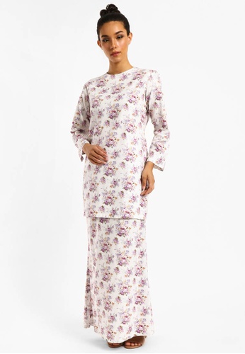 Kurung Angelina D-04 from BETTY HARDY in Multi