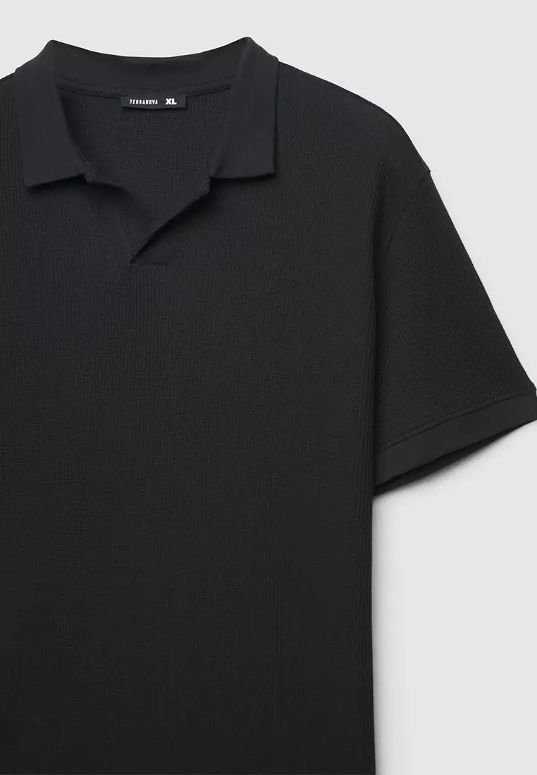 Man Short-Sleeved T-Shirt