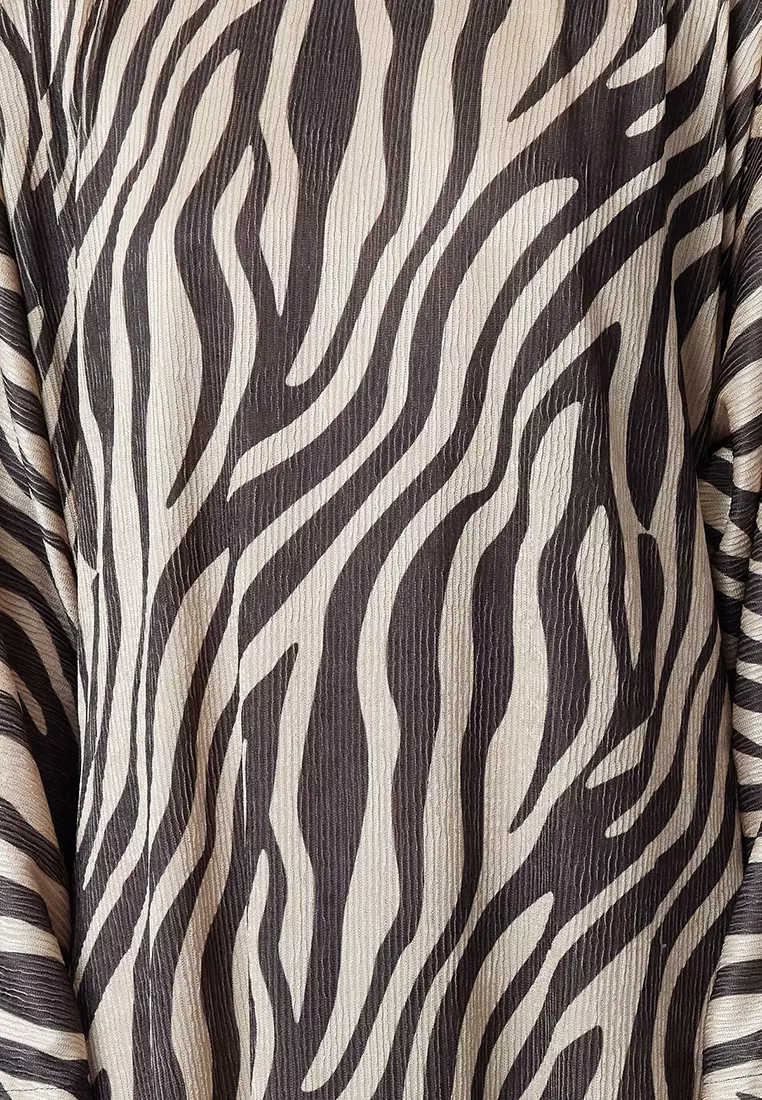 Beige Crinkle Knit Animal Zebra Pattern Dress TCTSS24EB00284