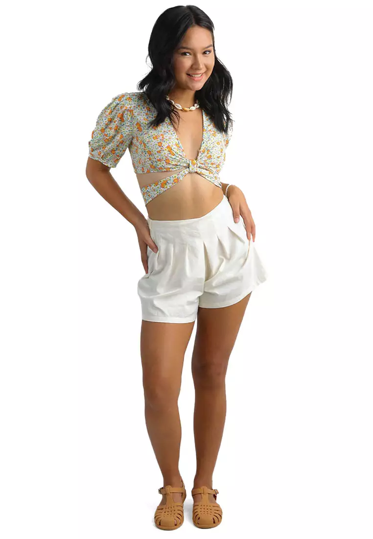 Vintage Floral Print Twist Front Top