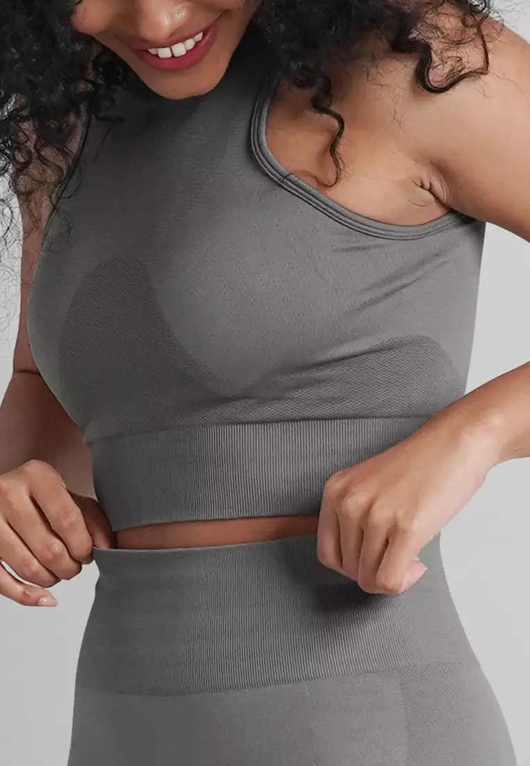 London Collection: Seamless Padded Active Halter Cropped Top