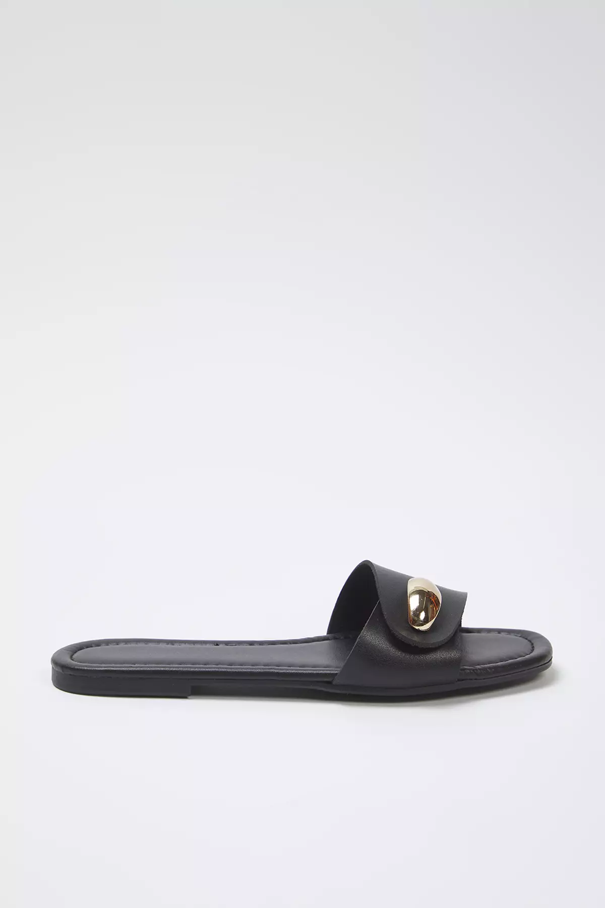 Black Metal Decorated Women's Stylish Slippers Takss25Te00041