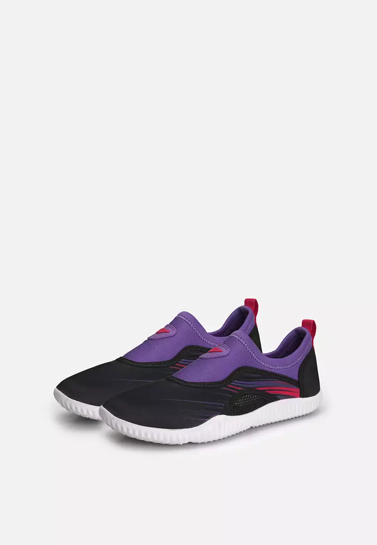 World balance aqua hotsell shoes