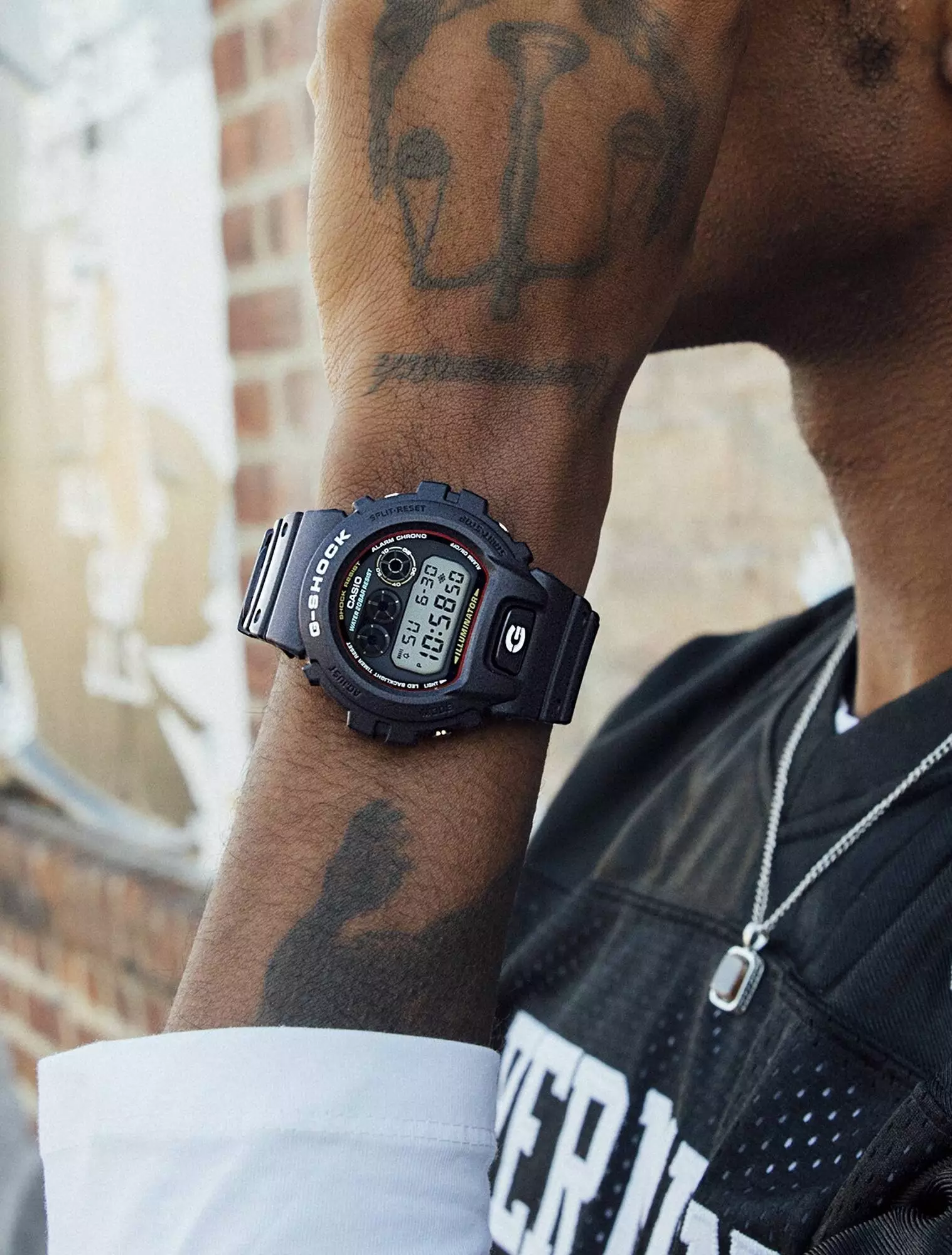 Men DW-6900RL-1D Digital Shock Resist