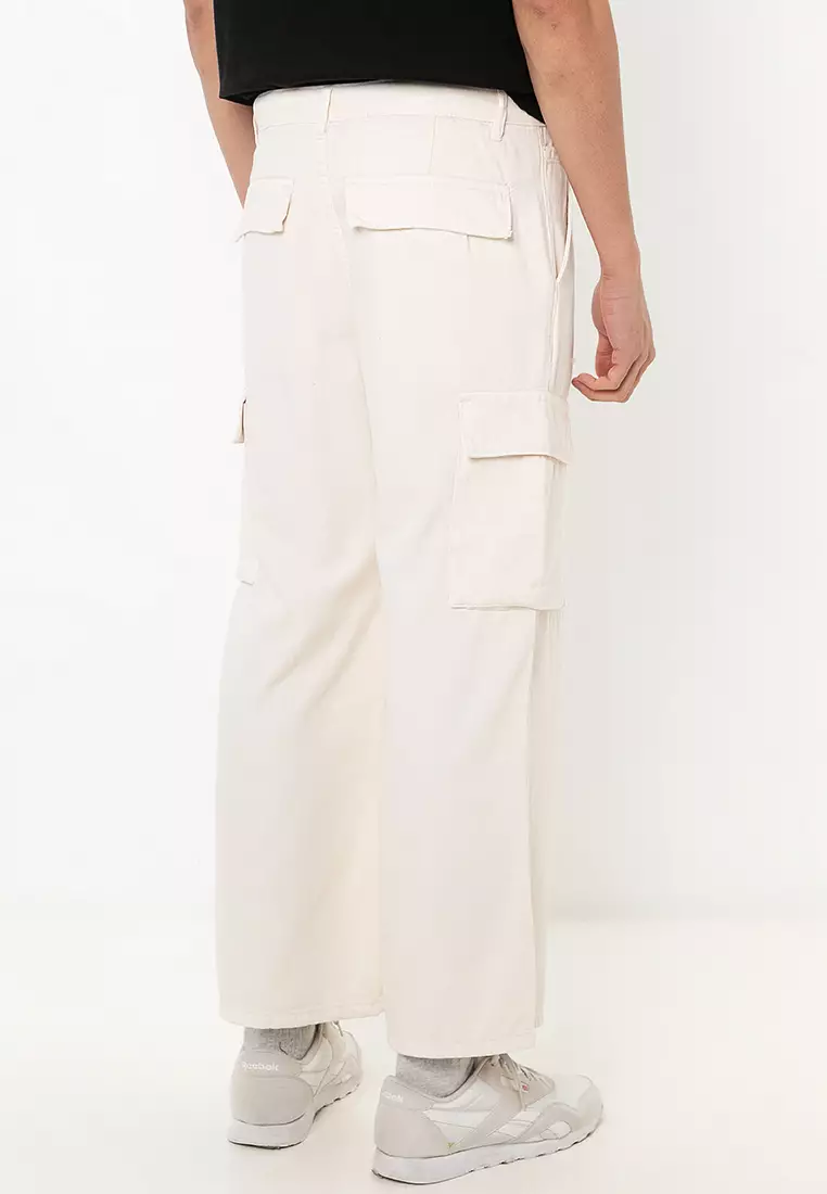 Wide Leg Cargo Jeans