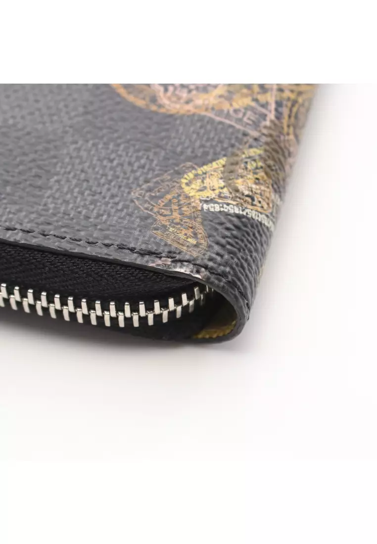 Louis Vuitton, Pre-Loved Damier Graphite Zippy Vertical Wallet , Black in  2023