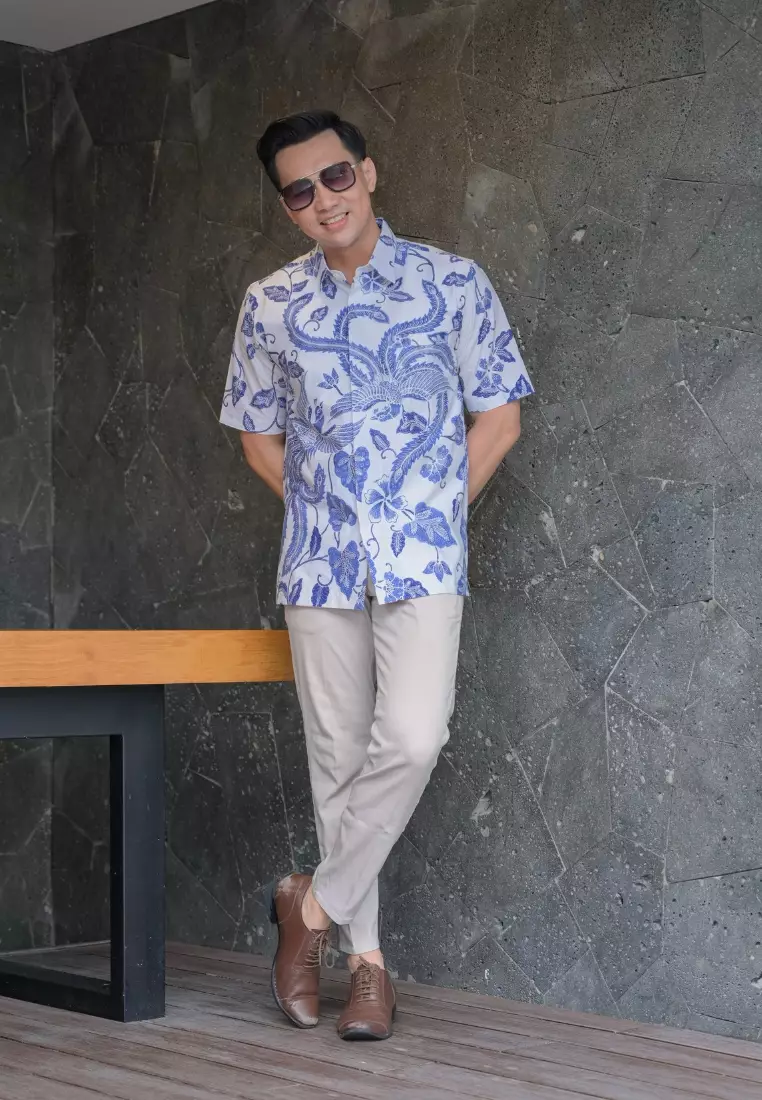 Hem Batik Hanzalah Lengan Pendek Batik Tulis Slimfit