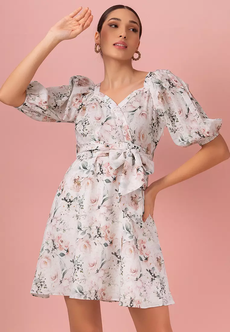 White short clearance dress with flowers
