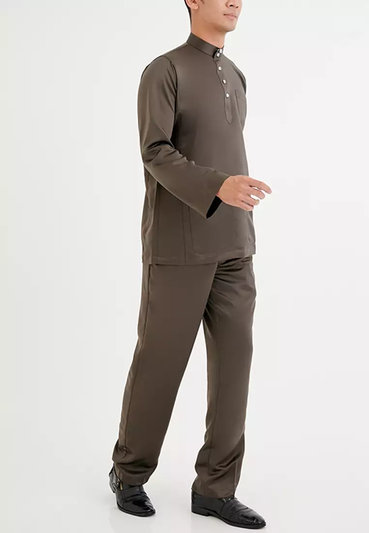 Baju Melayu With Pesak (Classic Fit) 777