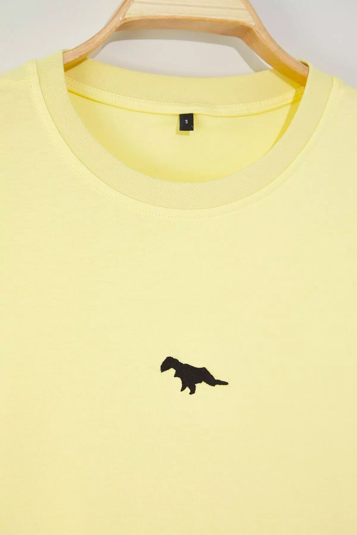 Yellow Oversize/Wide Cut Short Sleeve Dinosaur Embroidered 100% Solid Fabric T-shirt TMNSS23TS00243