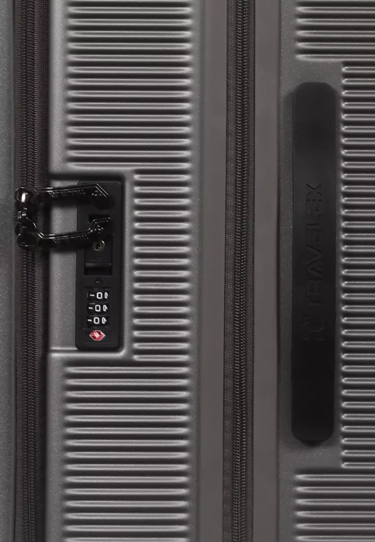 384 Hard Case Luggage- Medium (22.75 inches)