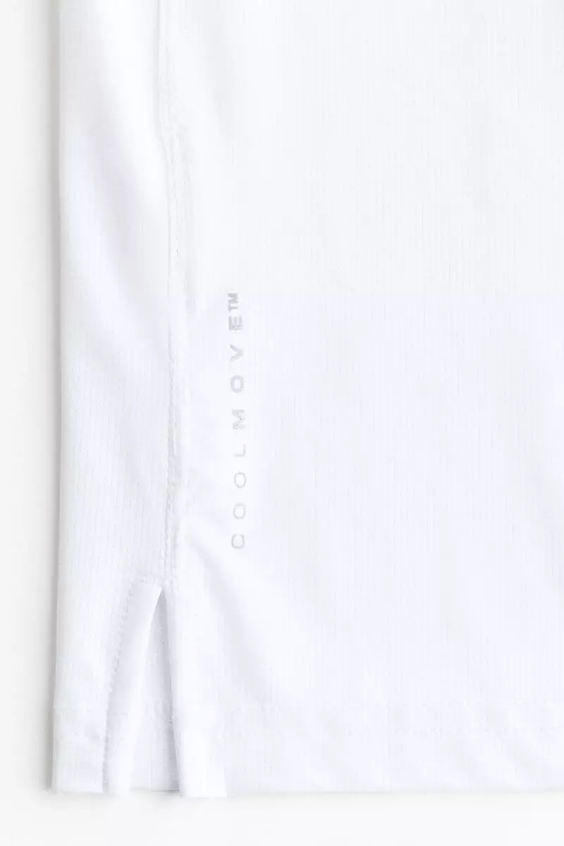 Muscle Fit Sports T-shirt with CoolMove™
