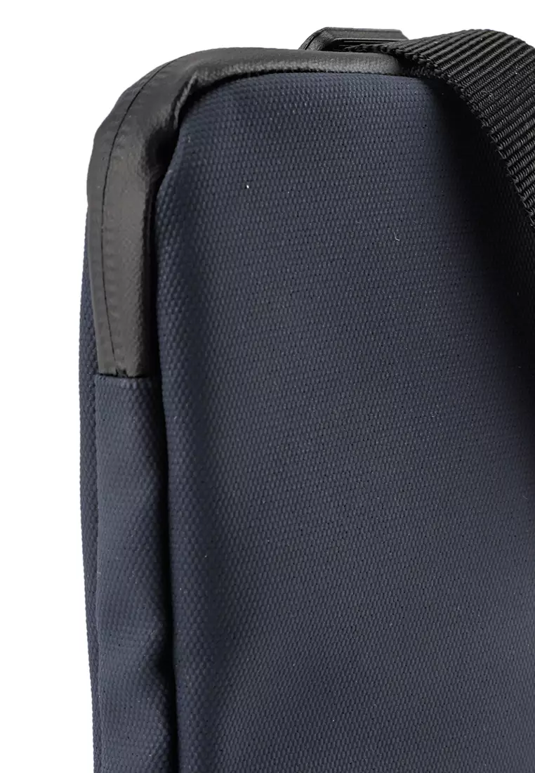 Dompet Hanging Neck Wallet Cavaro