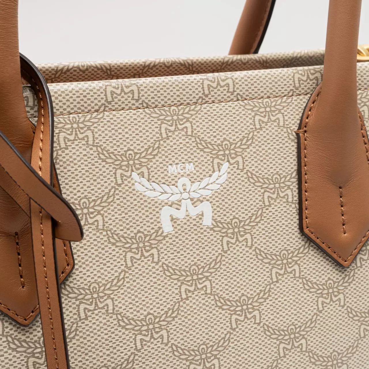Medium Himmel Tote Lauretos Beige