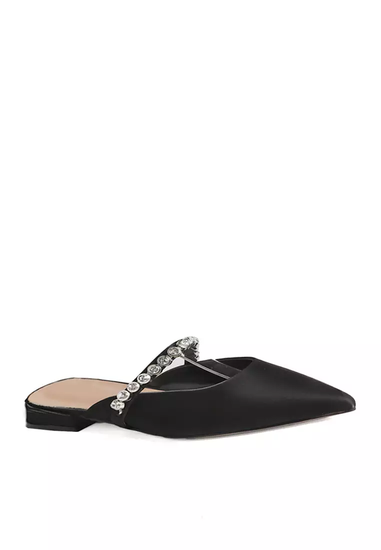 Discount on Twenty Eight Shoes  shoes - SKU: VANSA Fashionable Pointy Imitation Rhinestone Chain Sandals VSW-Ff-266