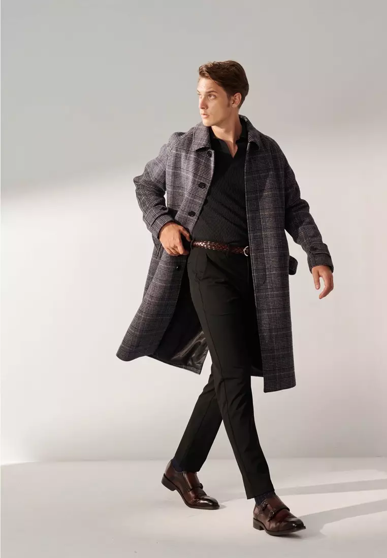 Black Slim-Fit Four-Way Stretch Casual Pants