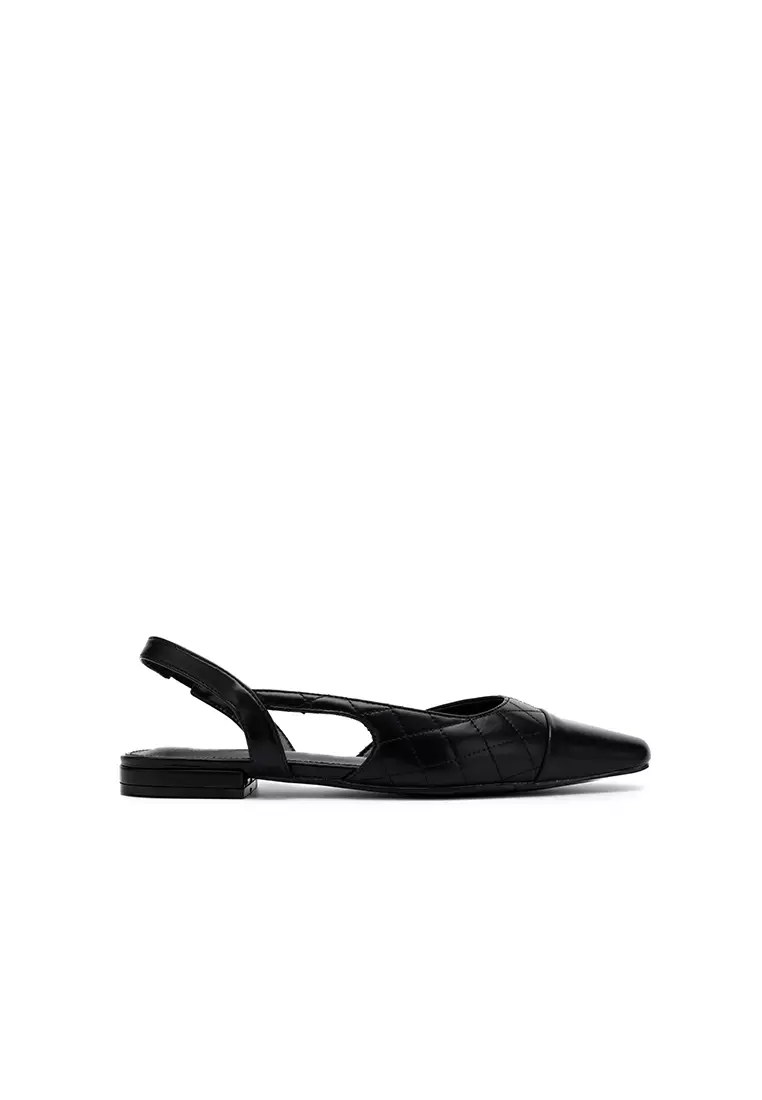 Discount on Nose  shoes - SKU: Duo Tone Slingback Low Heel