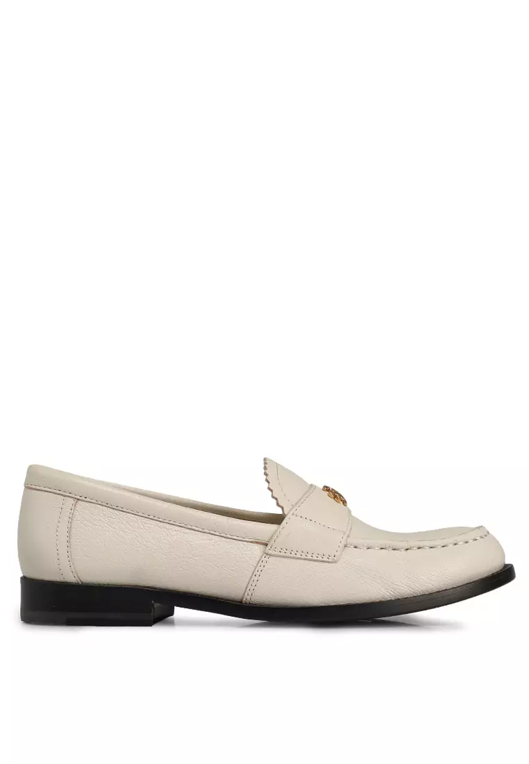 Tory burch boat shoes 2025