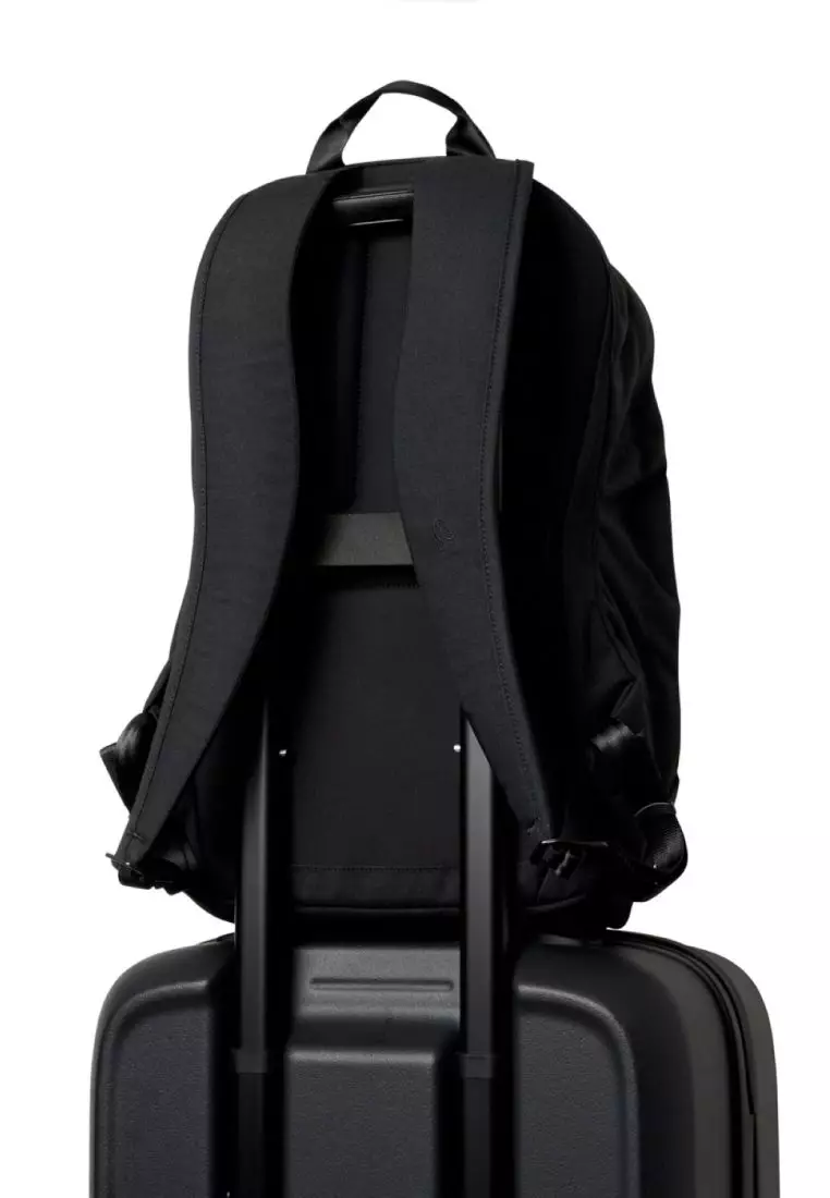bellroy backpack hong kong Lite Travel Pack 30L resistant Backpack for you Bellroy Via Backpack is a sleek and straightforward backpack designed to be used in and outside of the office Bellroy Studio Backpack - Carryology