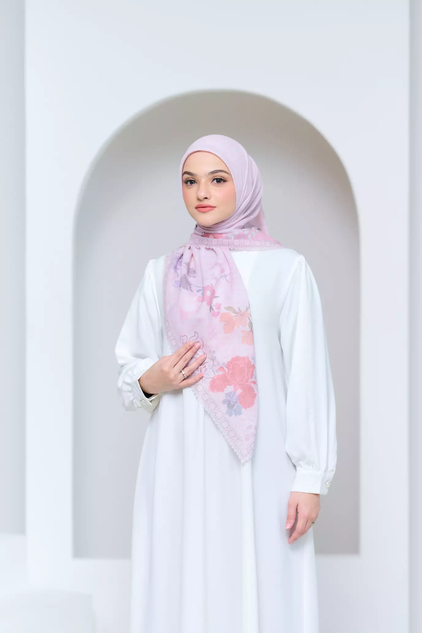 MFMW Floretta Scarf - Kerudung Segi Empat Premium Motif - Crystal Pink