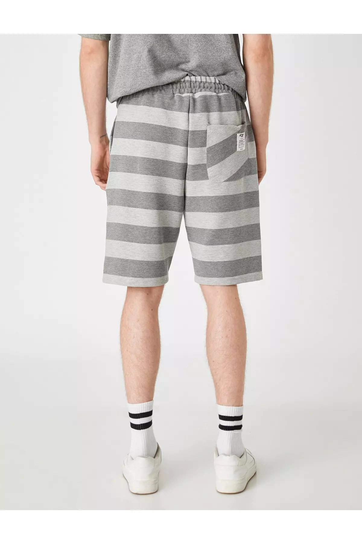 線上選購KOTON Striped Shorts | ZALORA 台灣