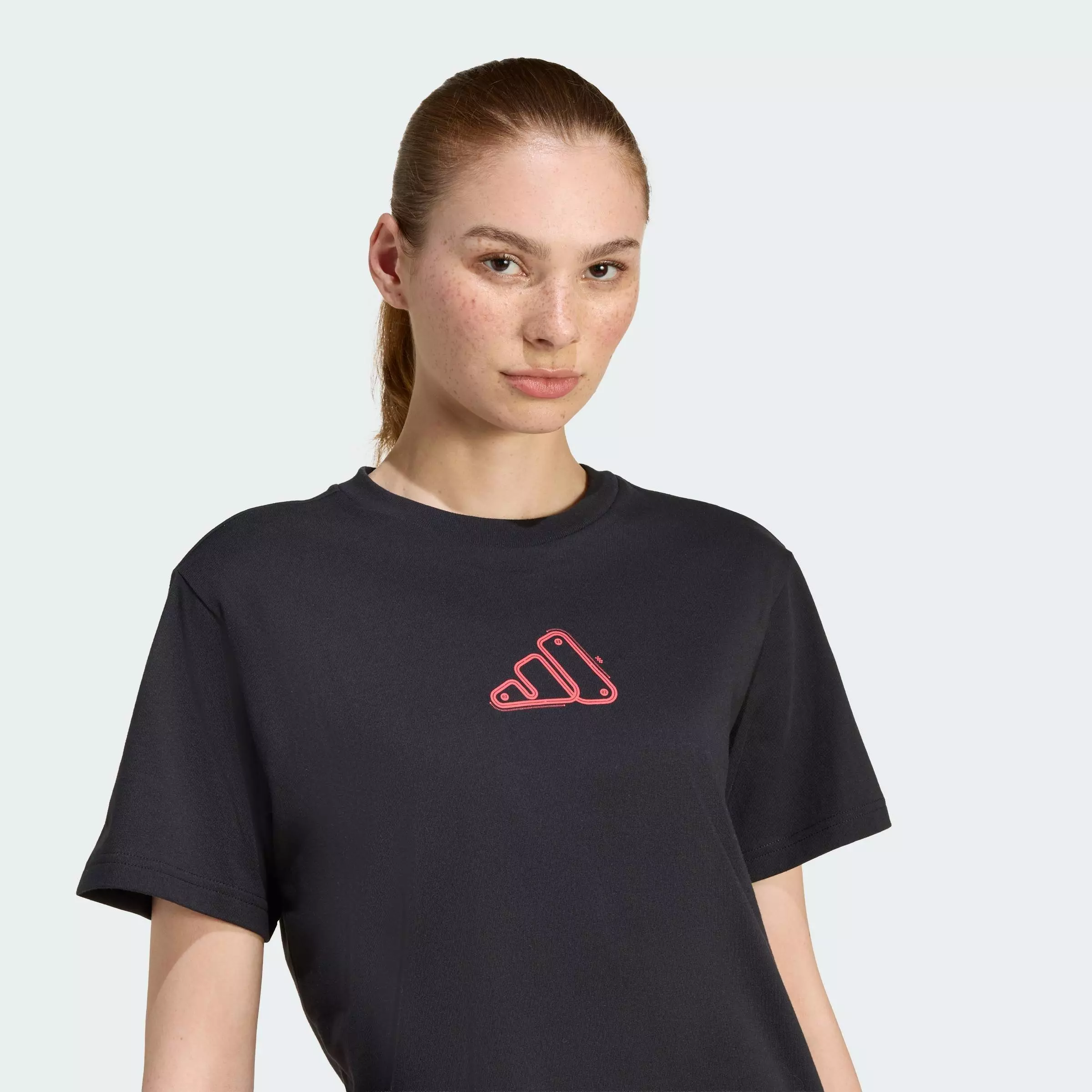 Lifestyle ADRENALINE AESTHETIC GRAPHIC T-SHIRT Women Black JZ7868